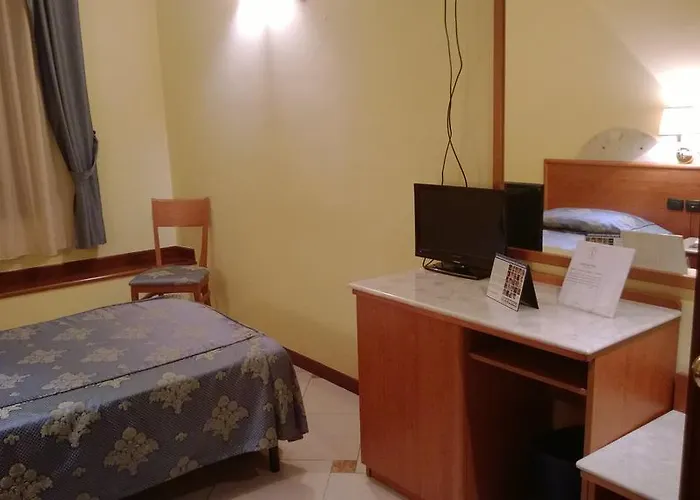 酒店 Gallo D'oro 3*